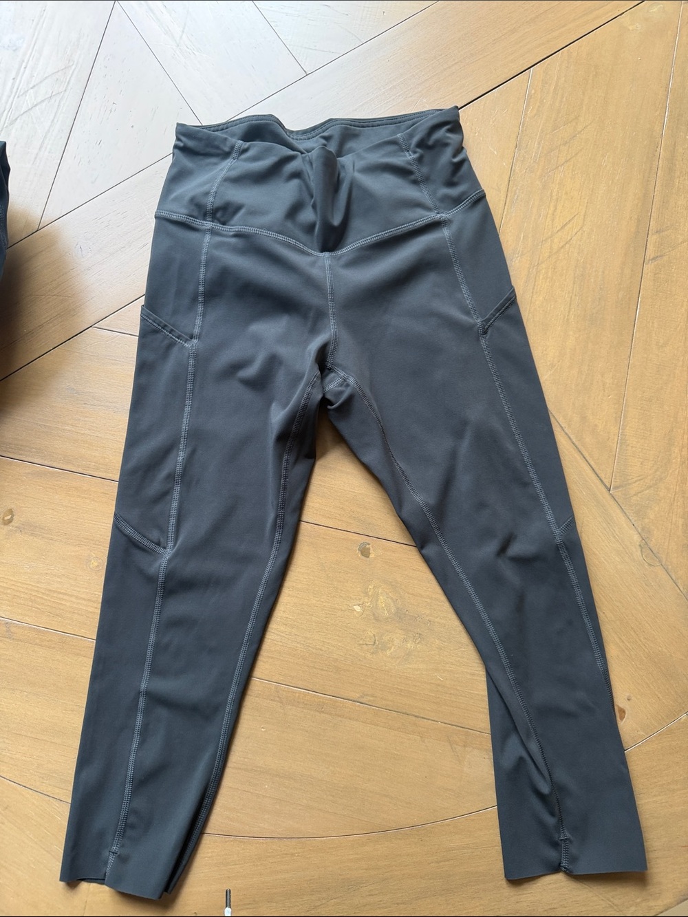 CRZ YOGA Dark Olive High-Waist Performance Capris